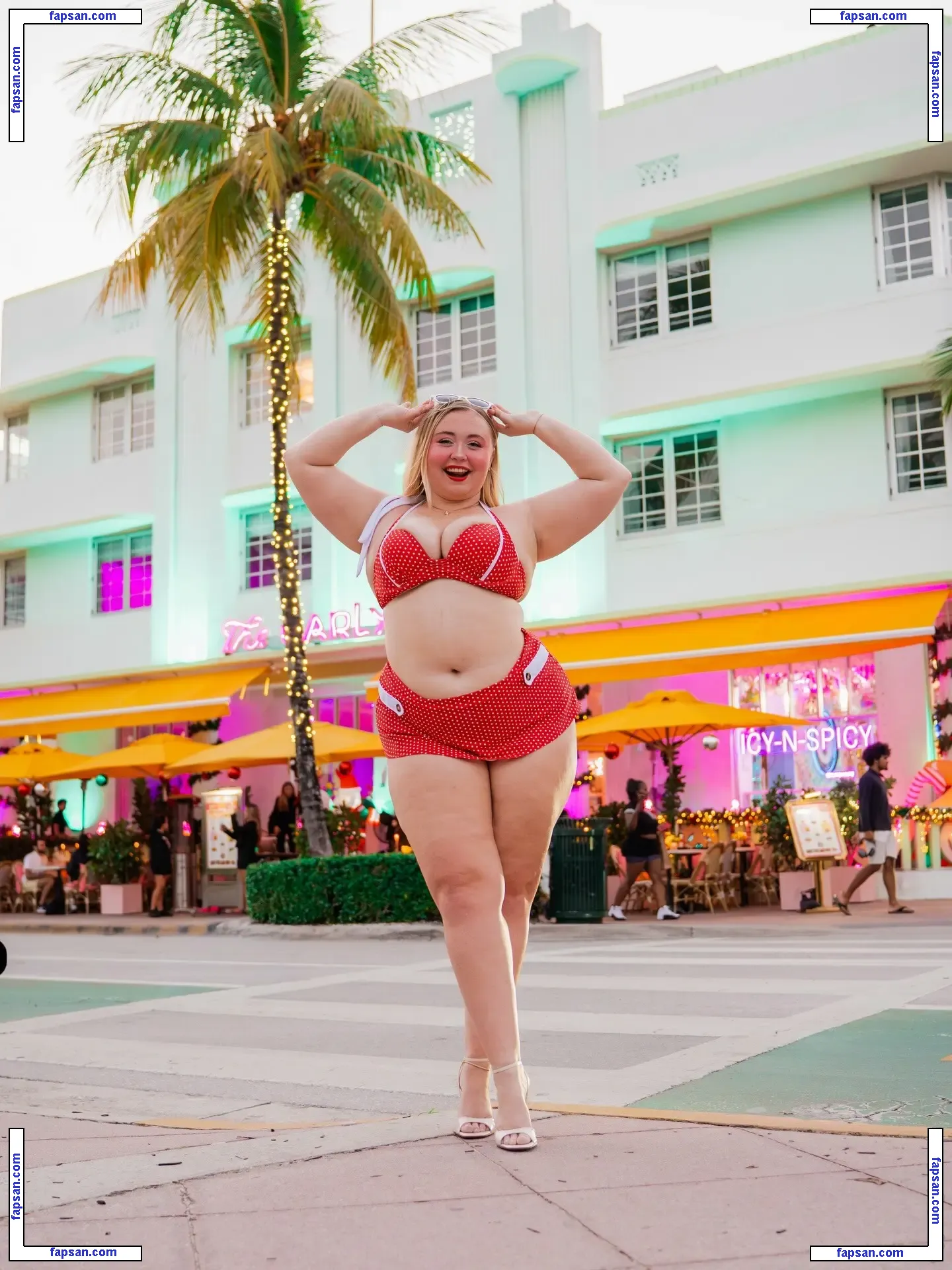 Niki Peacock nude photo #0141 from OnlyFans