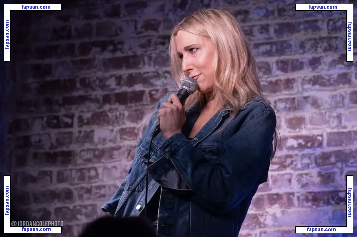 Nikki Glaser голая фото #0129 с Онлифанс