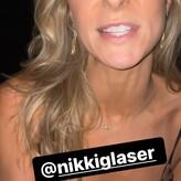 Nikki Glaser голая #0073