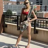 Nikki Glaser голая #0103