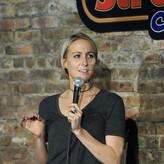 Nikki Glaser голая #0132