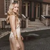 Nikki Glaser голая #0295