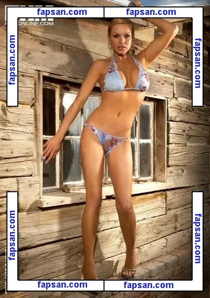 Nikki Ziering nude photo #0005 from OnlyFans