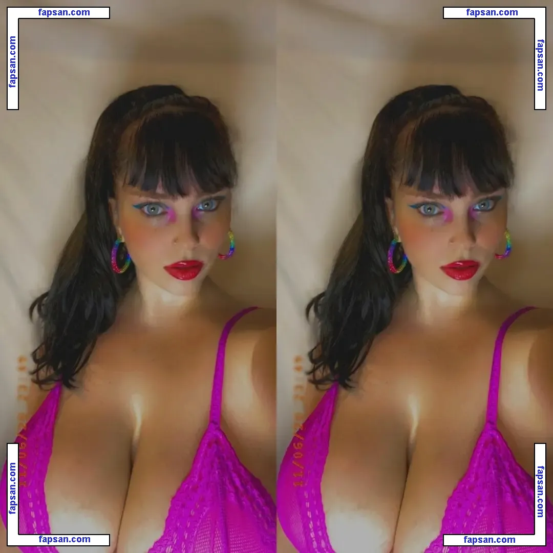 nikkimichay nude photo #0046 from OnlyFans