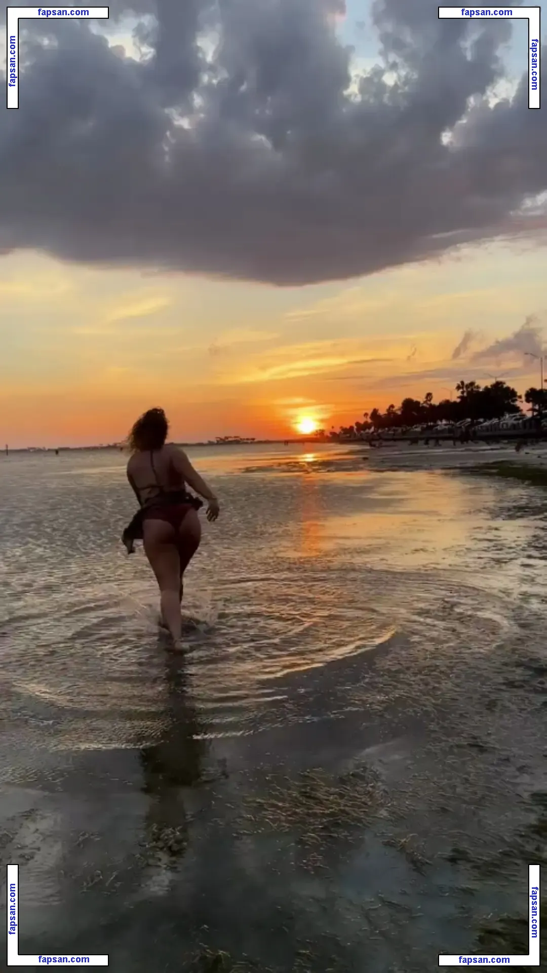 Nikkita Lyons nude photo #0440 from OnlyFans