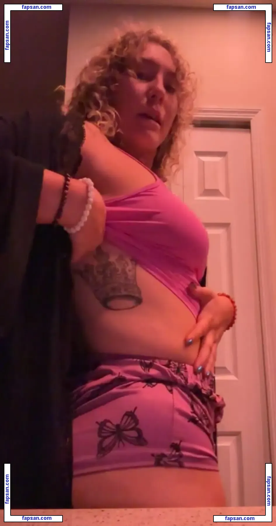 Nikkita Lyons nude photo #0469 from OnlyFans
