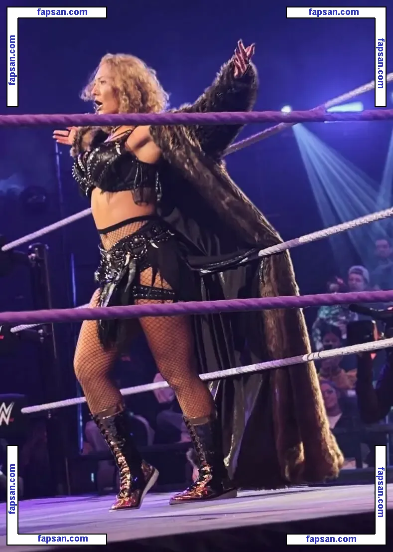 Nikkita Lyons nude photo #0513 from OnlyFans