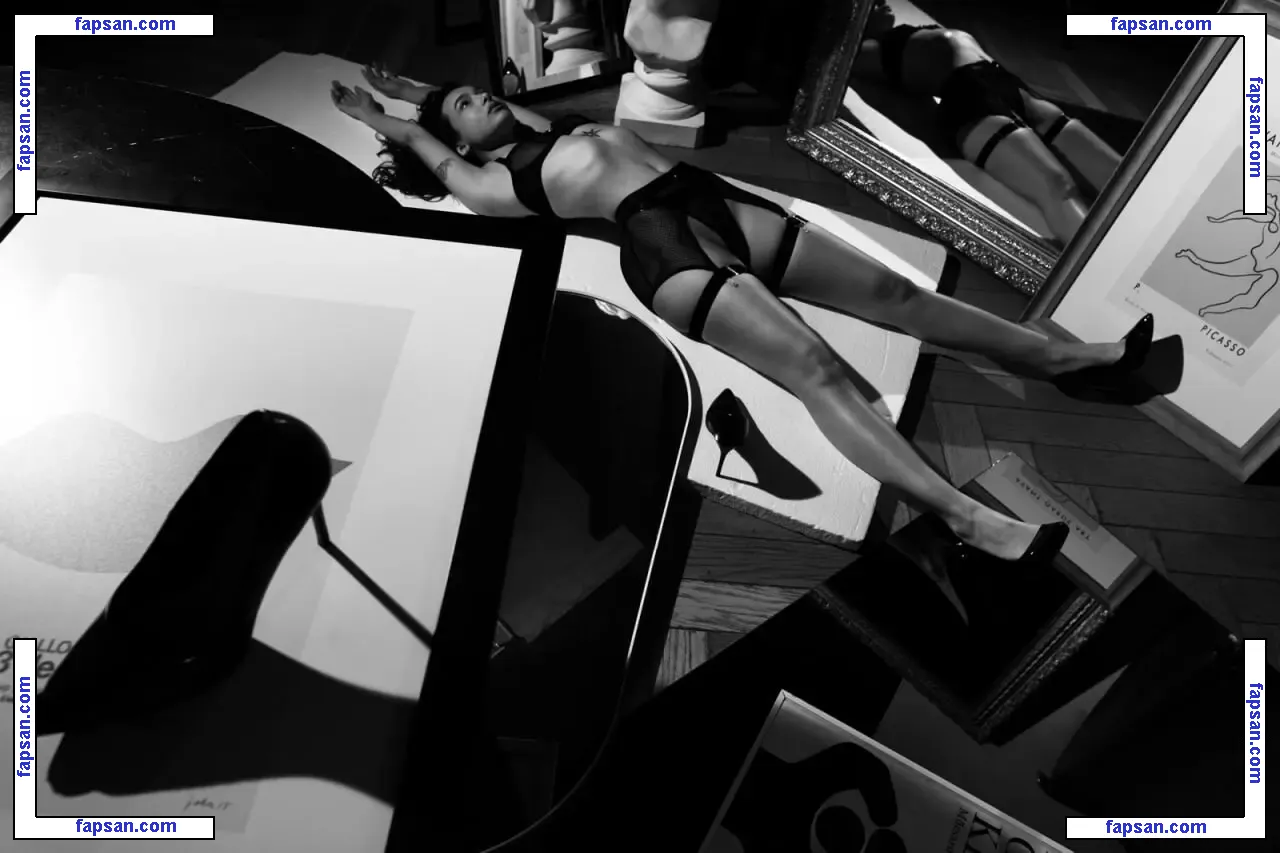 Nikol Beylik голая фото #0786 с Онлифанс