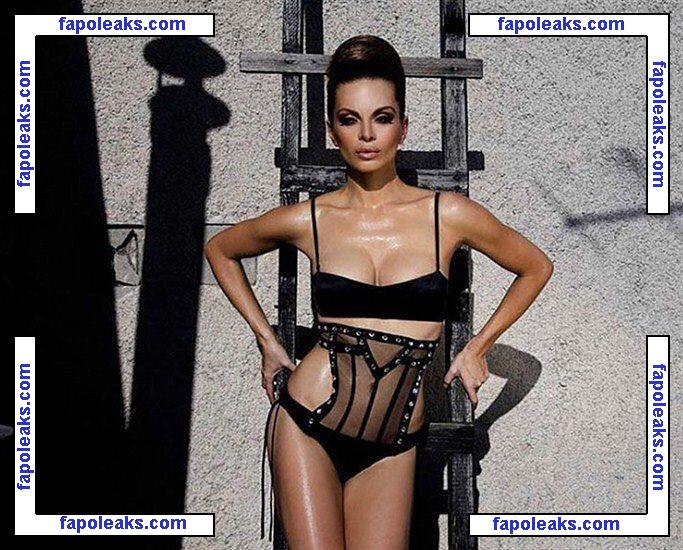 Nikolina Pisek nude photo #0110 from OnlyFans