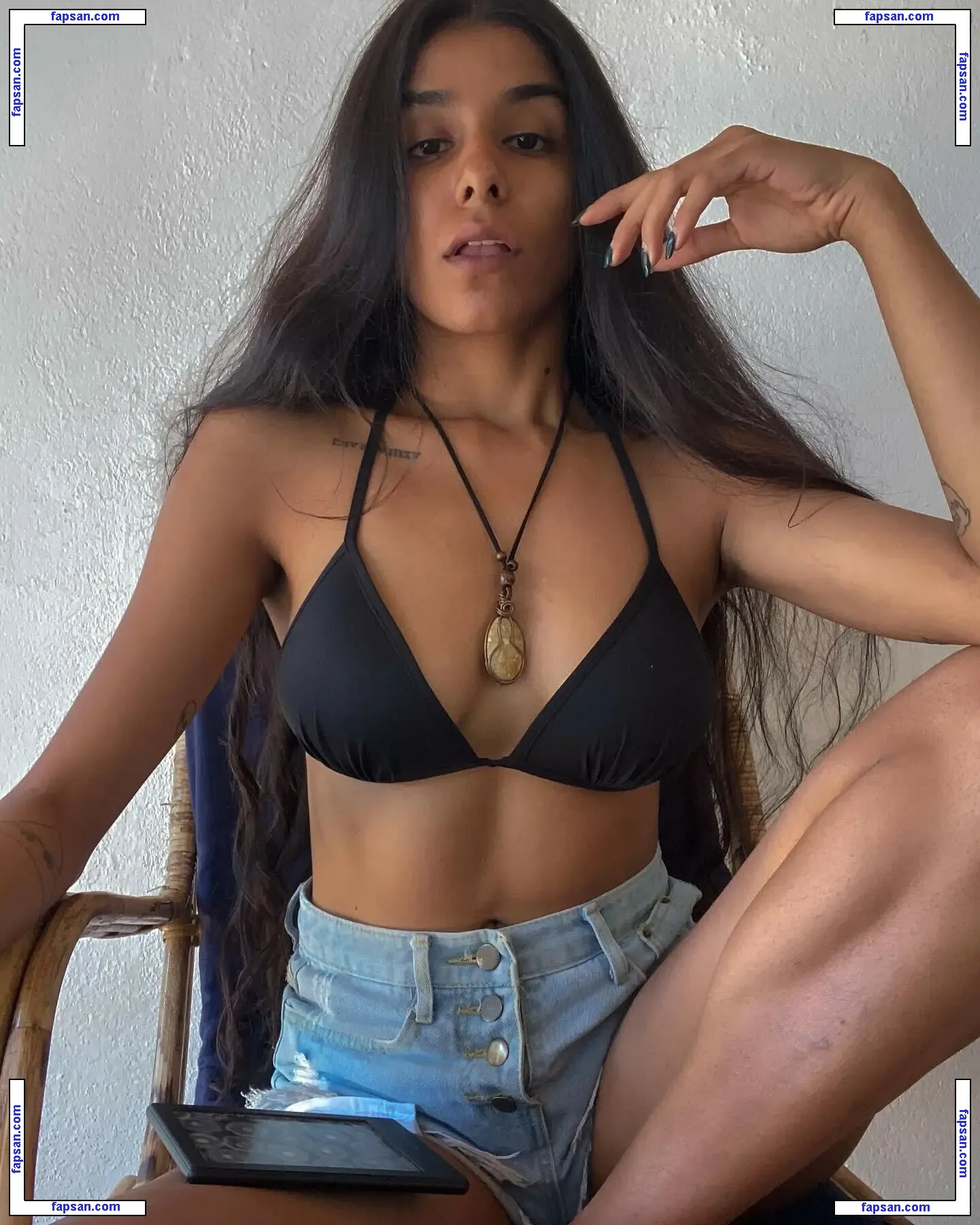 niktamshra nude photo #0003 from OnlyFans