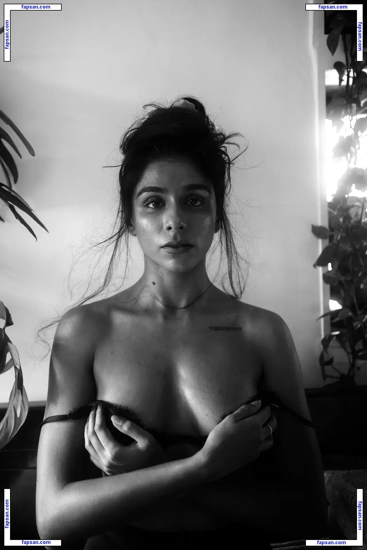 niktamshra nude photo #0004 from OnlyFans