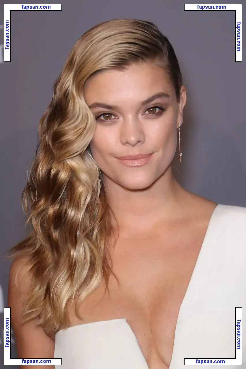 Nina Agdal голая фото #0377 с Онлифанс
