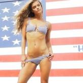 Nina Agdal голая #0884