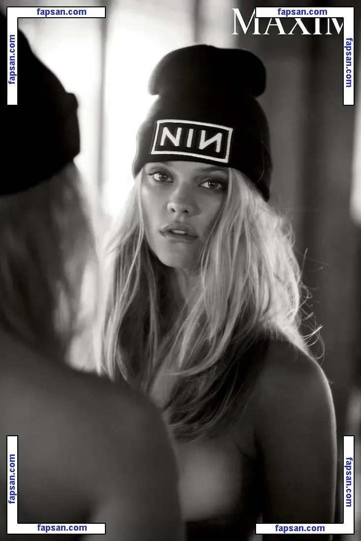 Nina Agdal голая фото #1098 с Онлифанс