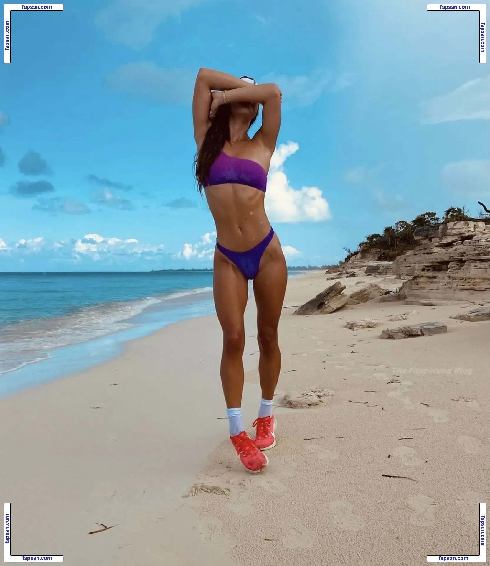 Nina Agdal голая фото #1473 с Онлифанс