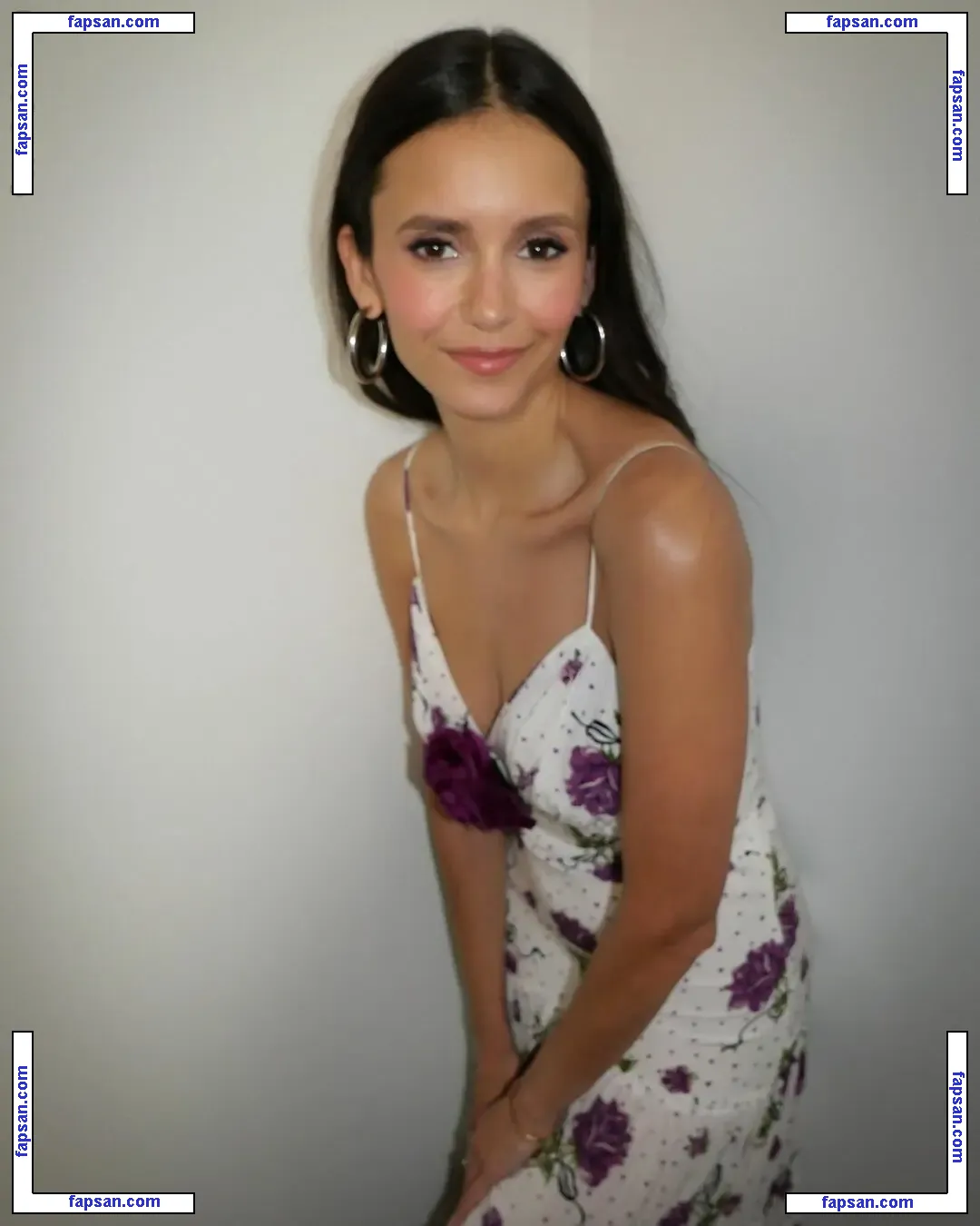 Nina Dobrev голая фото #1871 с Онлифанс