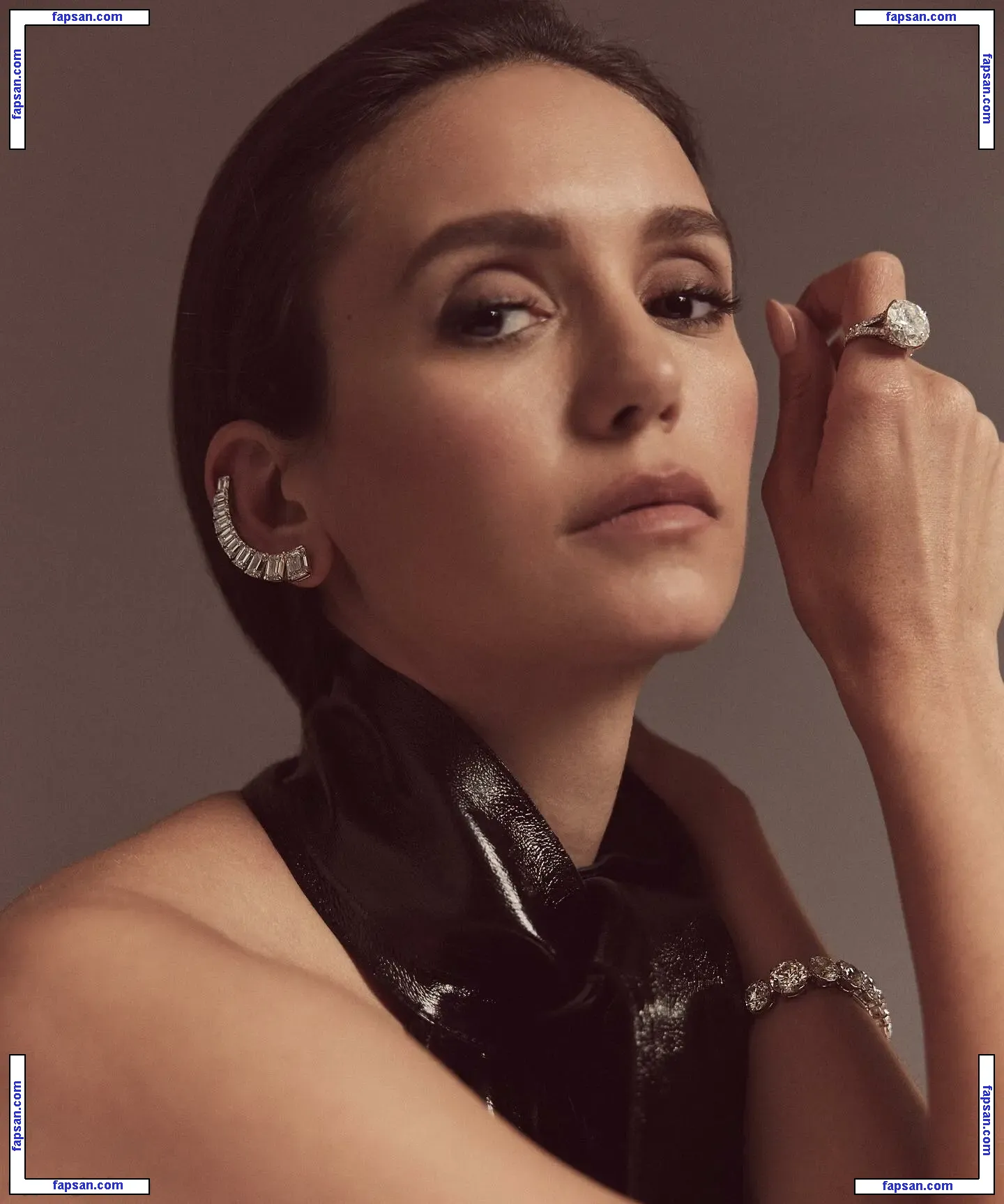 Nina Dobrev голая фото #1895 с Онлифанс