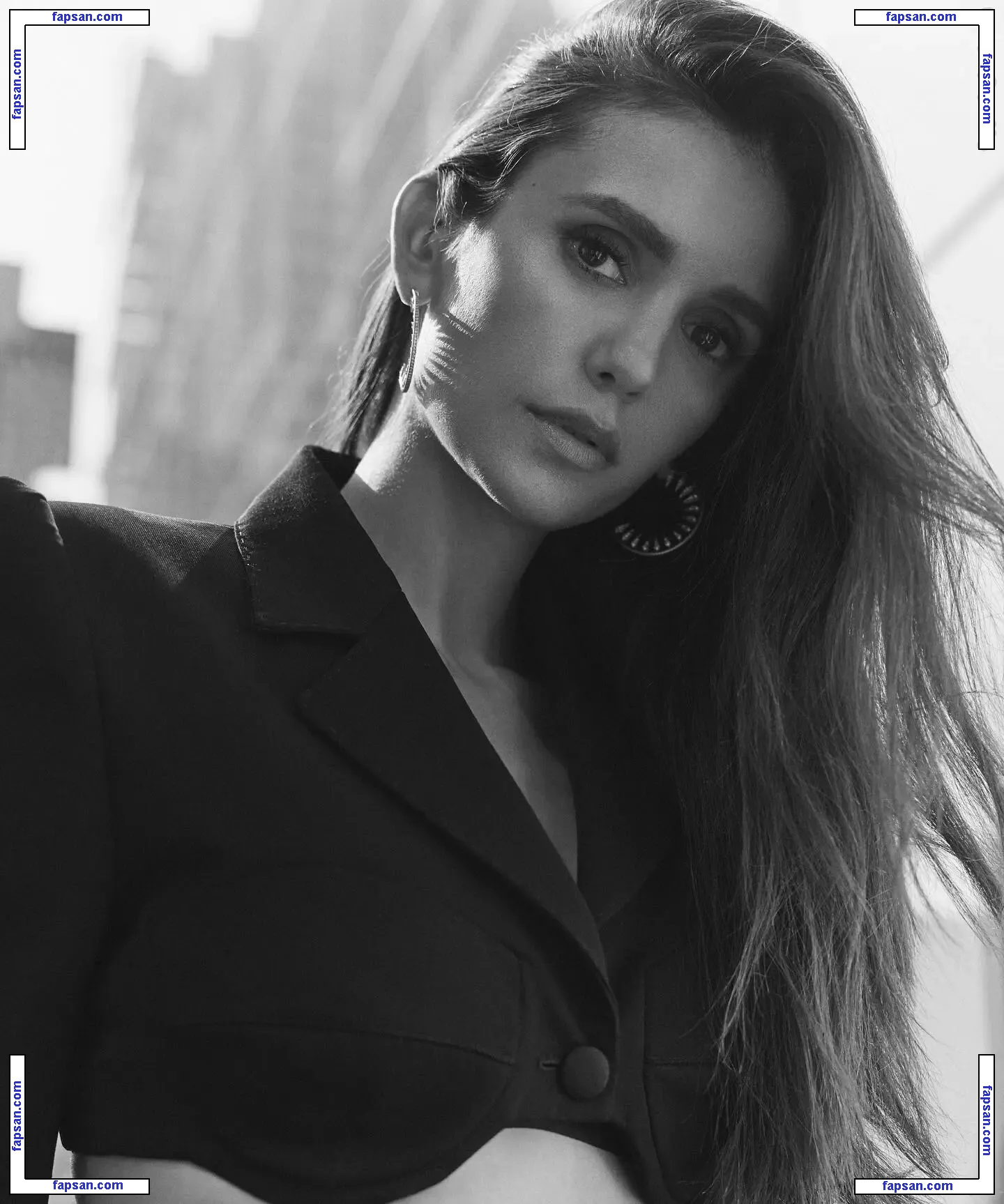 Nina Dobrev голая фото #1899 с Онлифанс