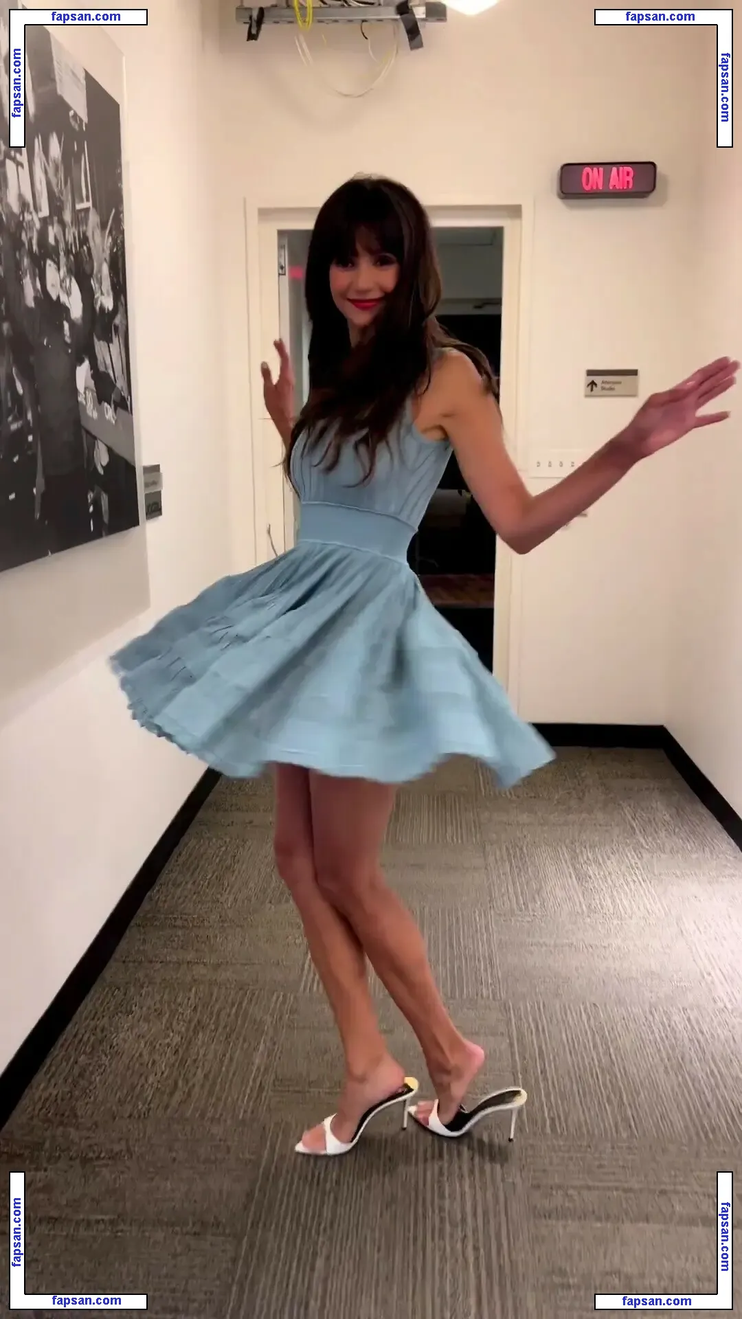 Nina Dobrev голая фото #1909 с Онлифанс
