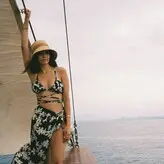 Nina Dobrev голая #1727