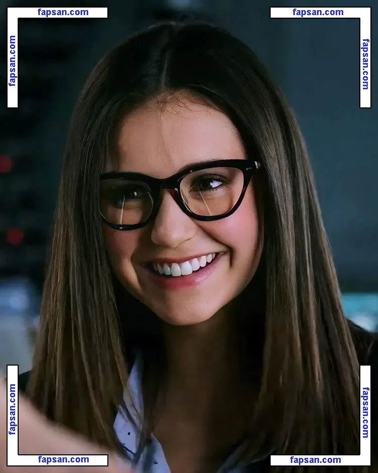 Nina Dobrev голая фото #2304 с Онлифанс