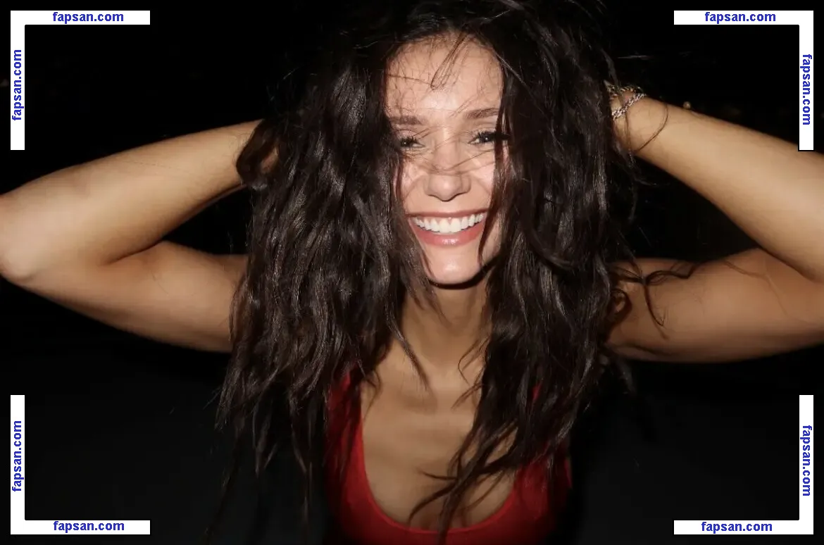 Nina Dobrev голая фото #2713 с Онлифанс