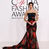 Nina Dobrev голая #2590