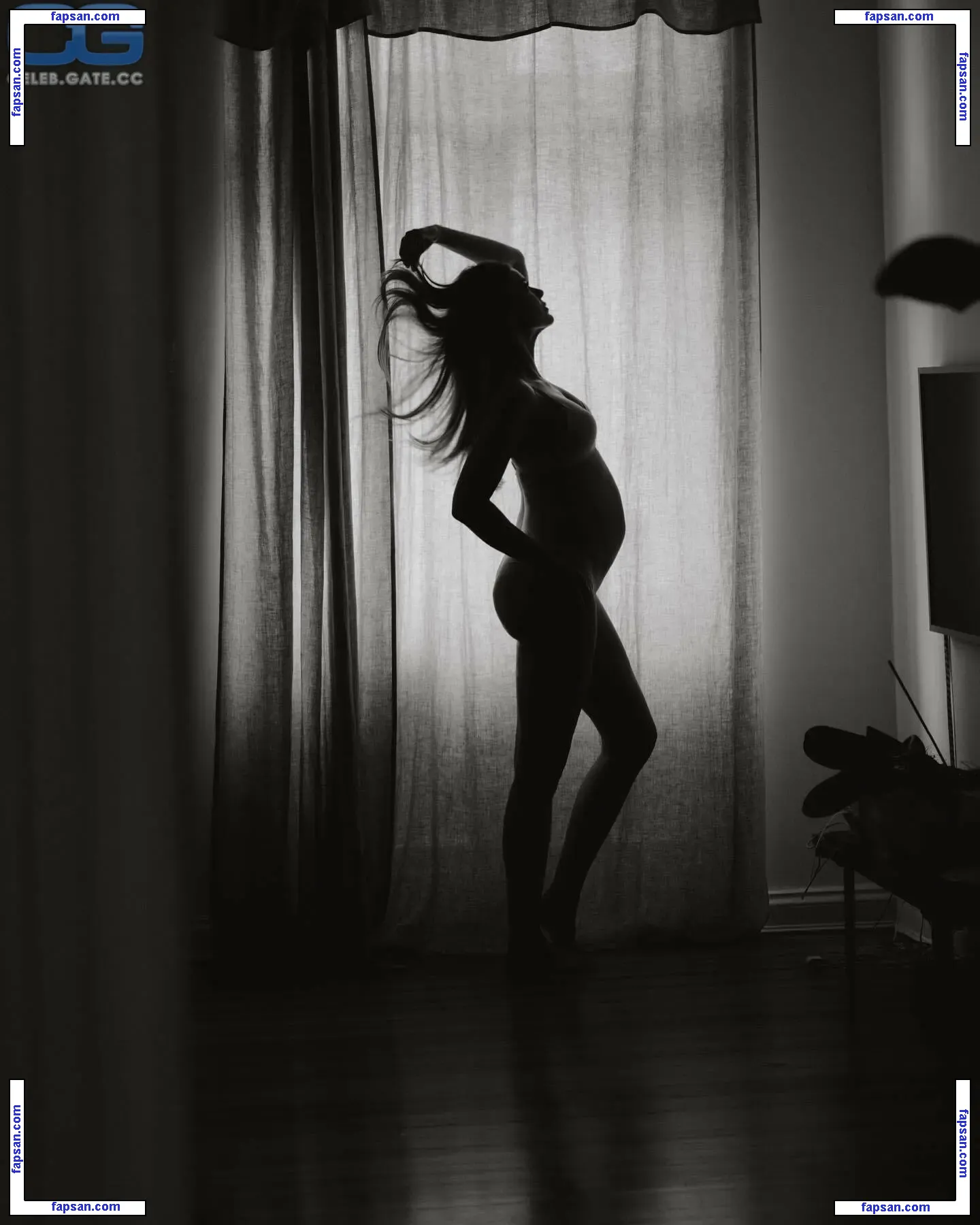 Nina Ensmann голая фото #0002 с Онлифанс