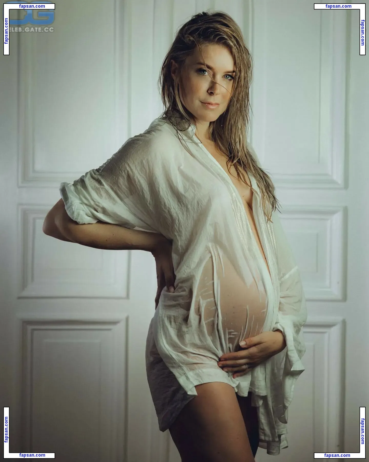 Nina Ensmann голая фото #0007 с Онлифанс