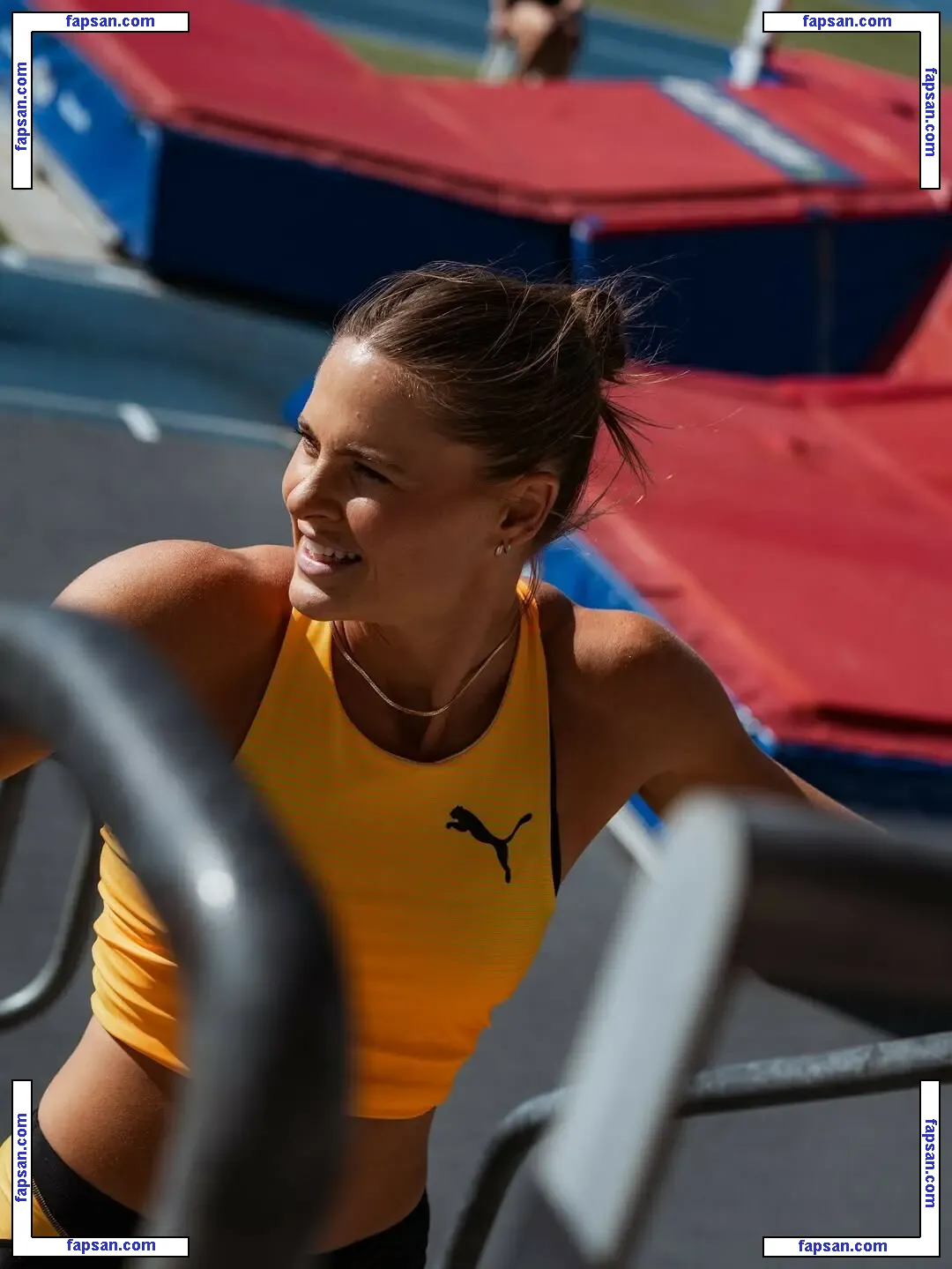 Nina Kennedy голая фото #0027 с Онлифанс