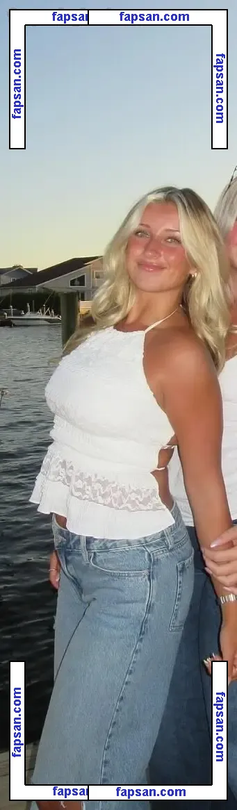 Nina nude photo #0017 from OnlyFans