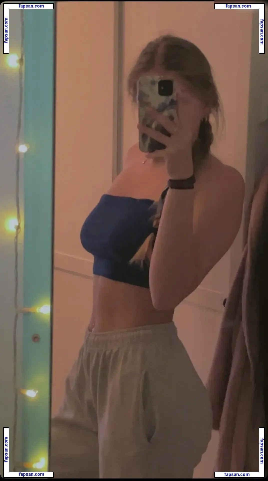 nina._.xyc nude photo #0006 from OnlyFans