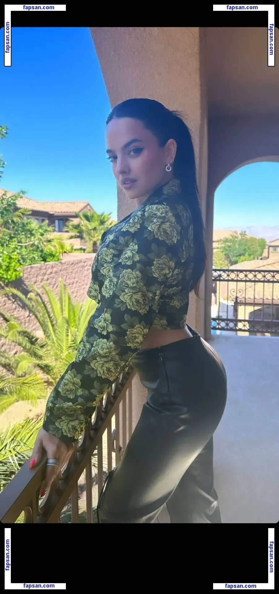 NinaMariedaniele голая фото #0006 с Онлифанс