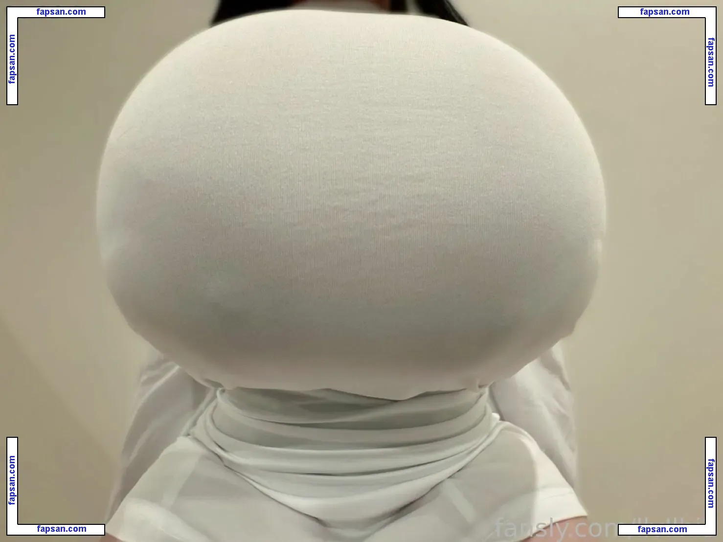 Ninapai1217 nude photo #0008 from OnlyFans