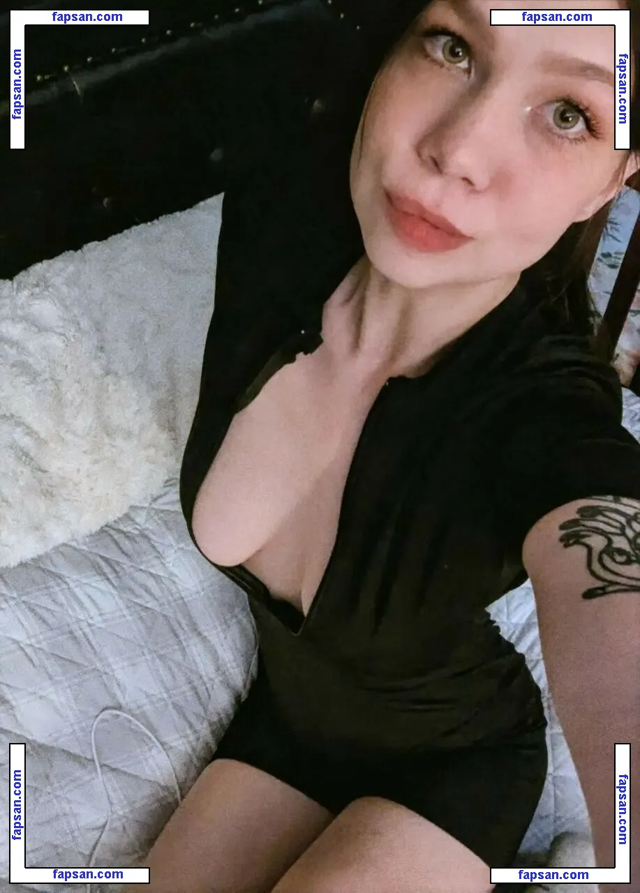 ninavossxo nude photo #0018 from OnlyFans