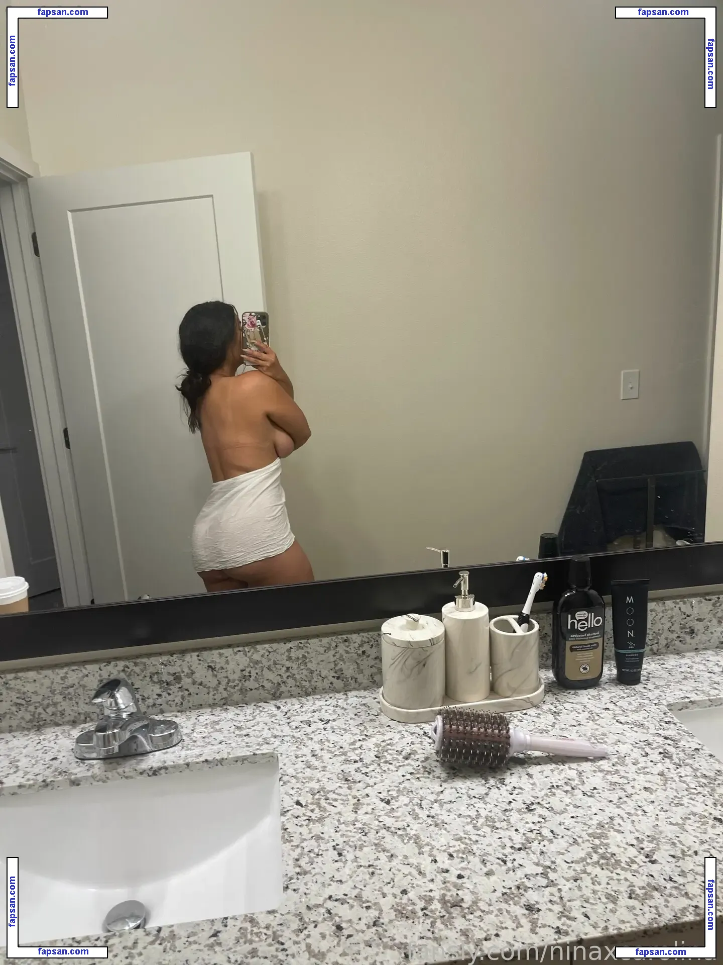 ninaxcarolina nude photo #0041 from OnlyFans