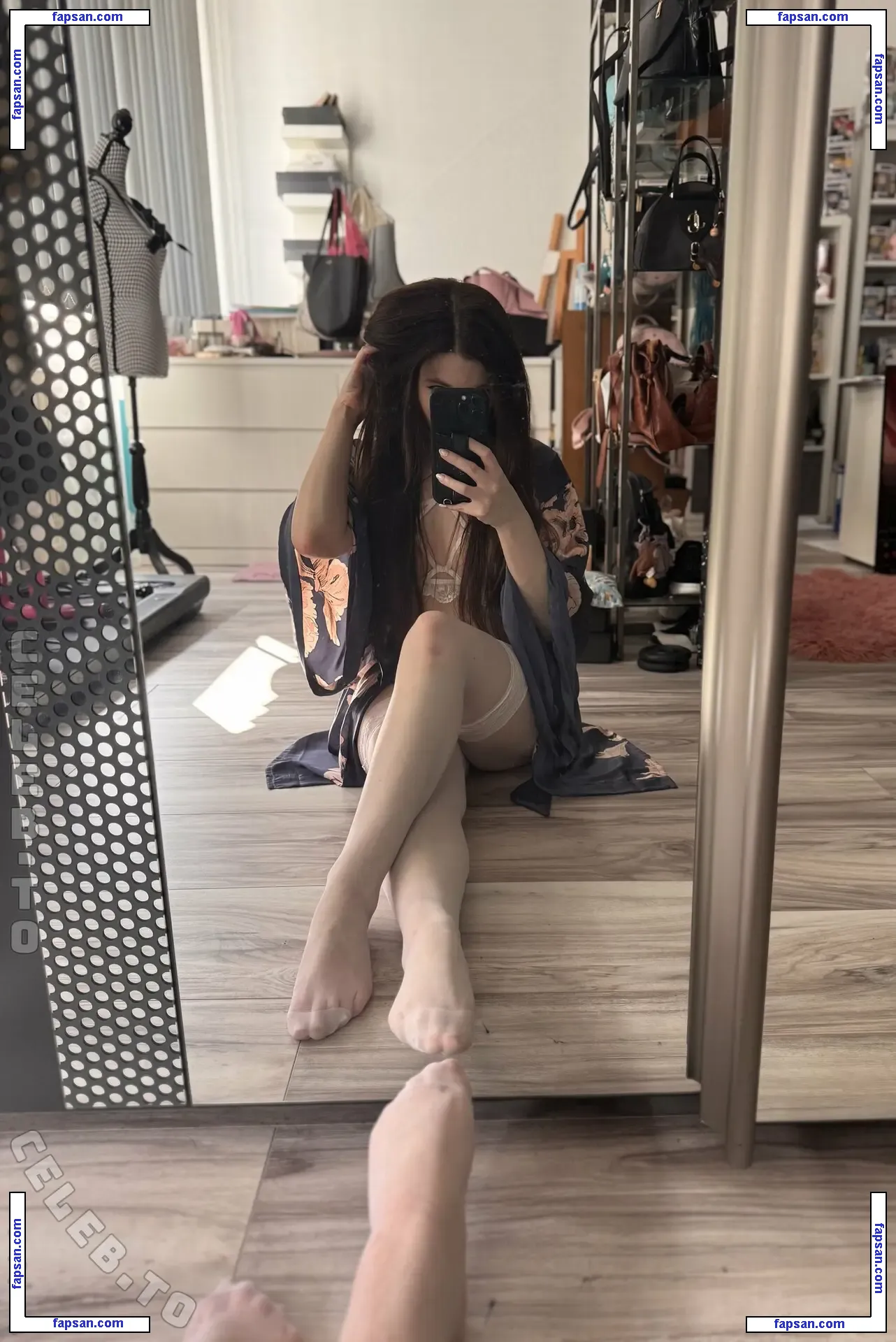 Nini Raven голая фото #0014 с Онлифанс