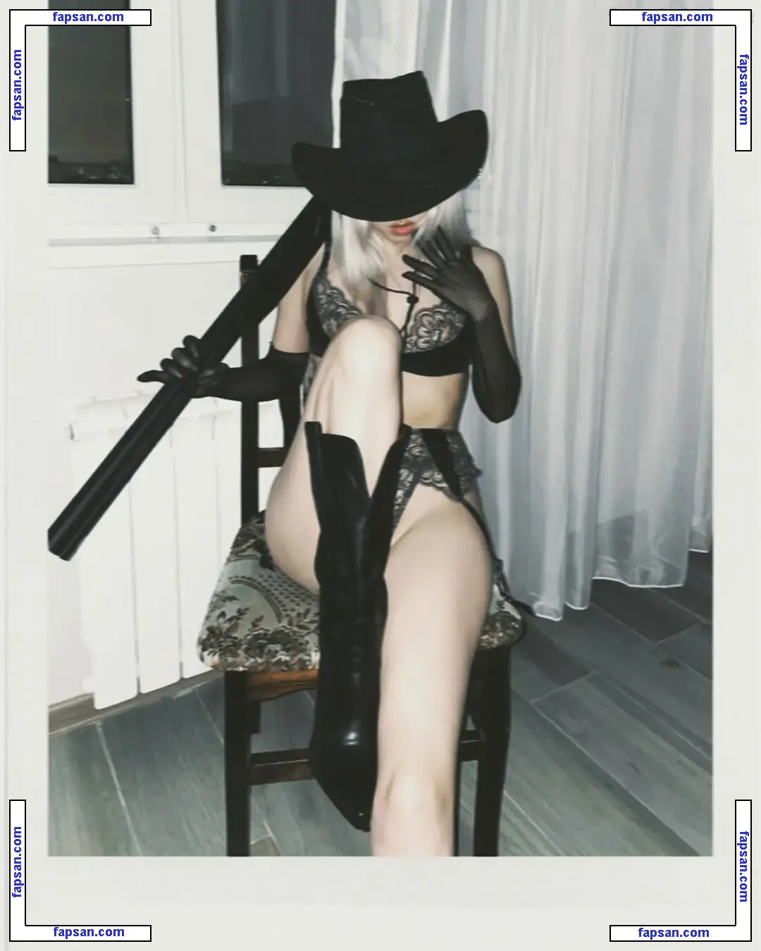 Ninja.Vi nude photo #0274 from OnlyFans