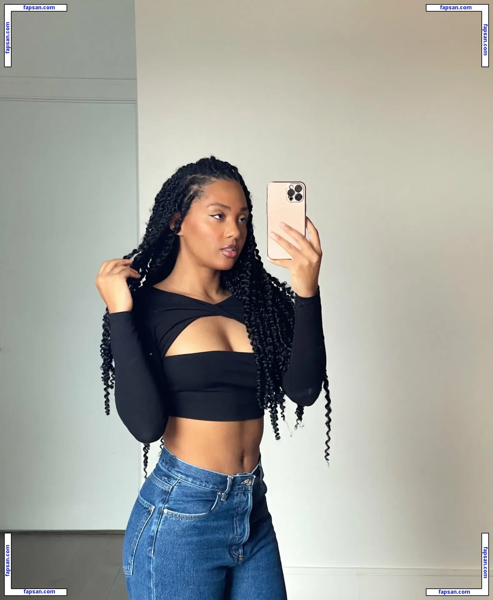 Ninjayla nude photo #0011 from OnlyFans