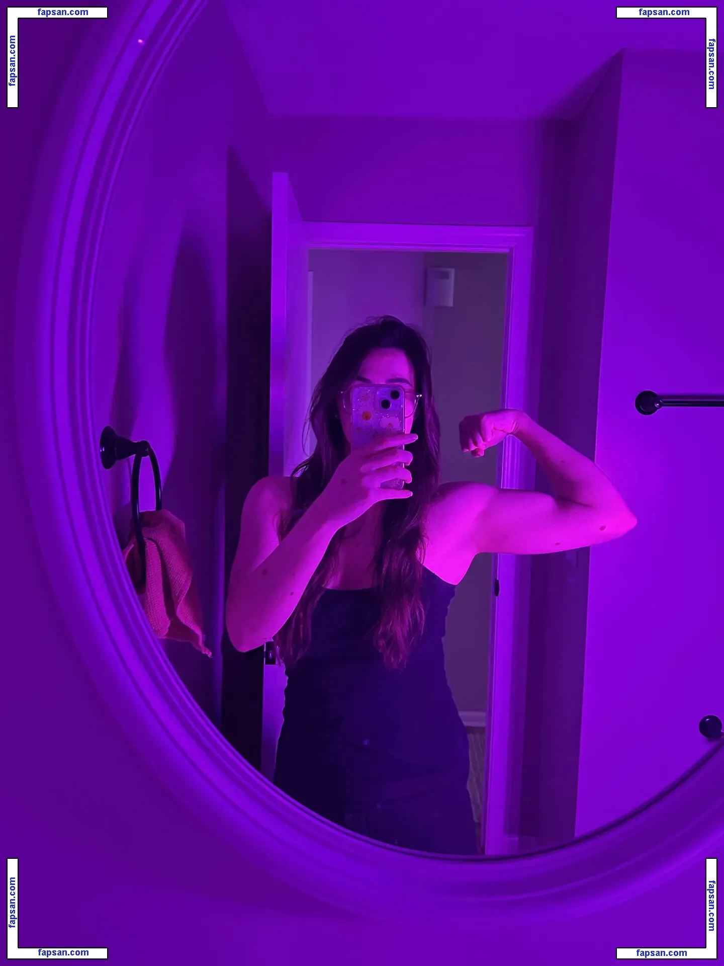 Ninou nude photo #0002 from OnlyFans