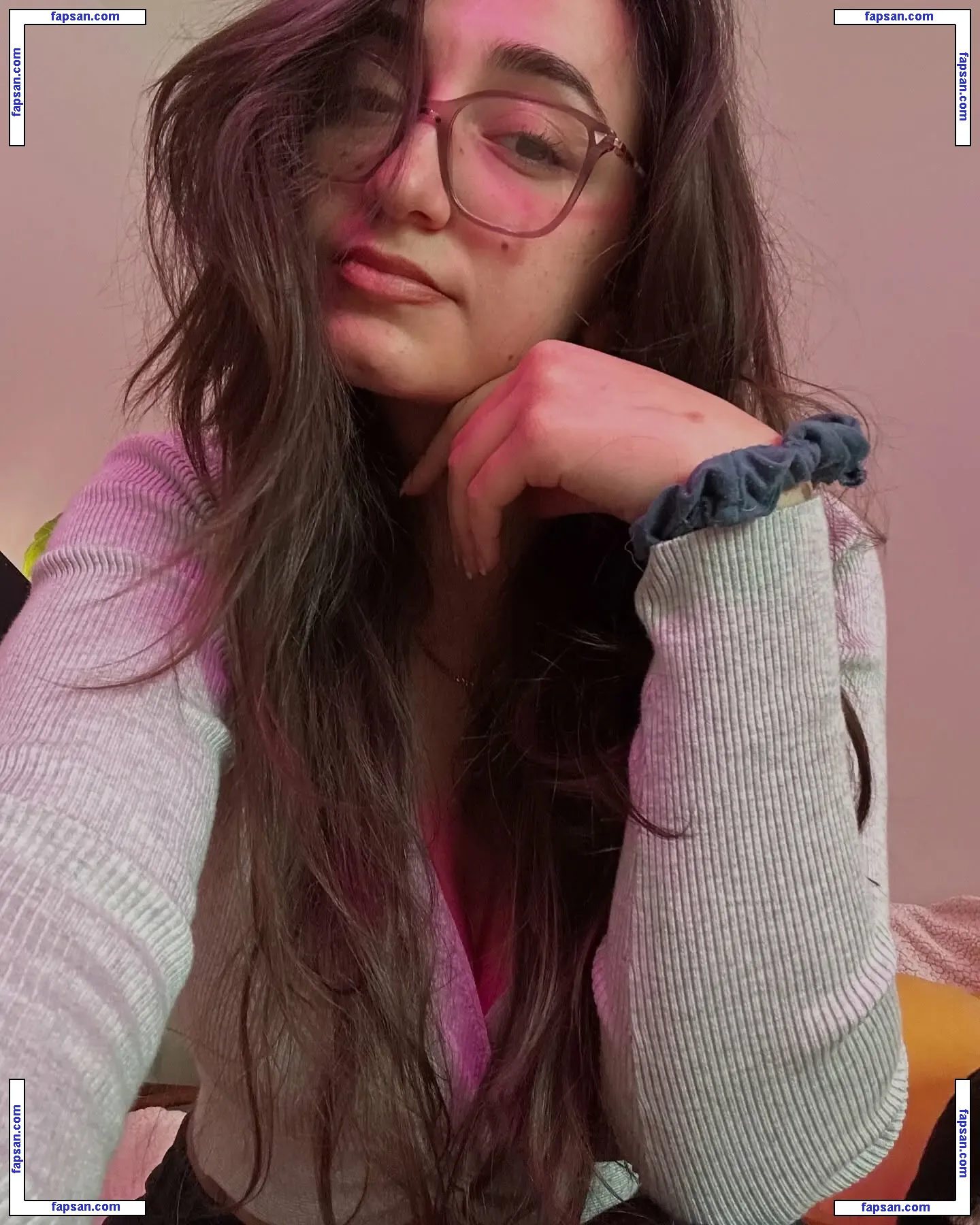 Ninou nude photo #0003 from OnlyFans