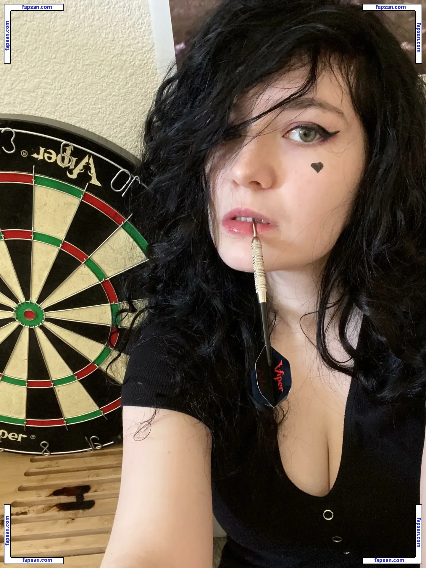 nirvanicataxia nude photo #0011 from OnlyFans