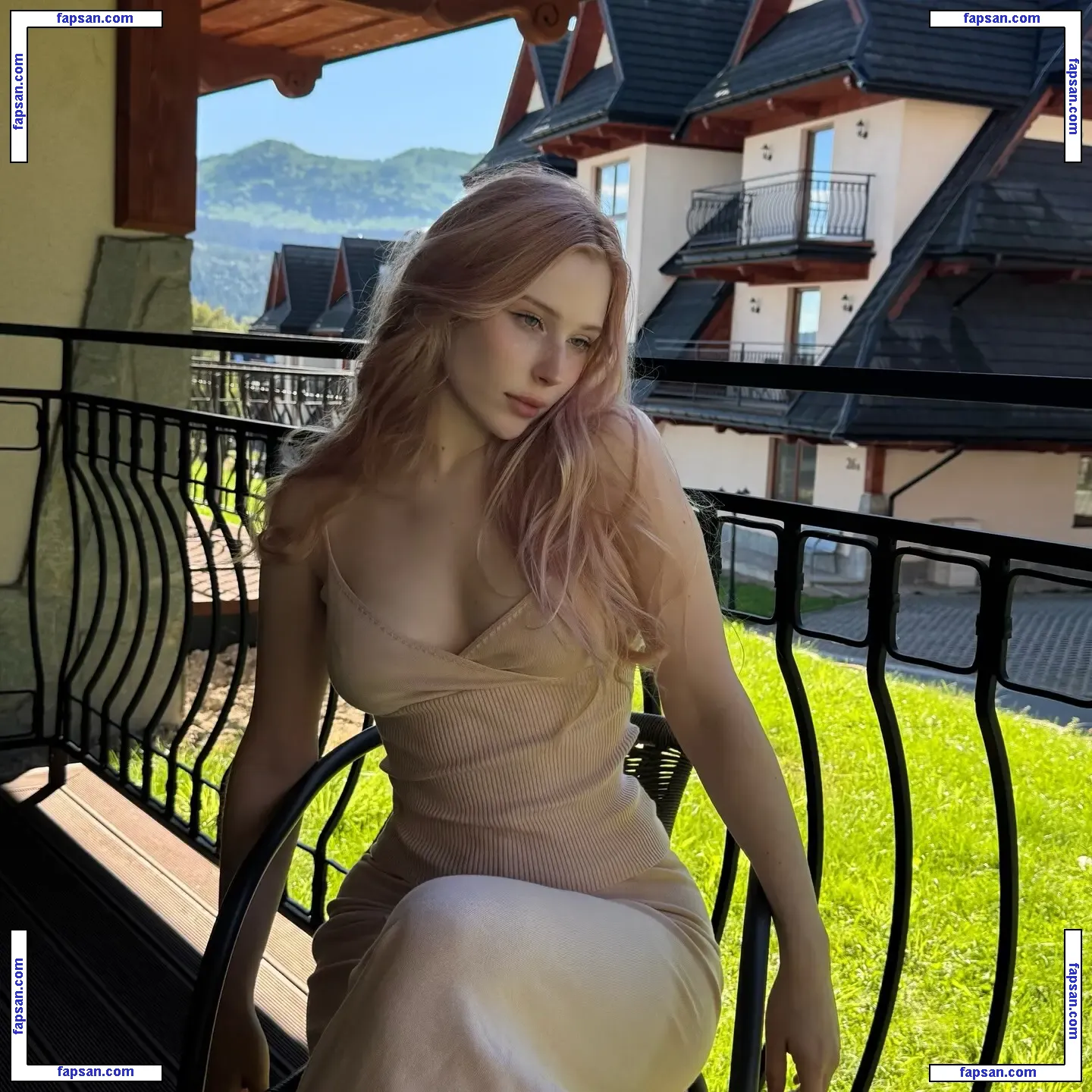 Nix Beiar nude photo #0001 from OnlyFans