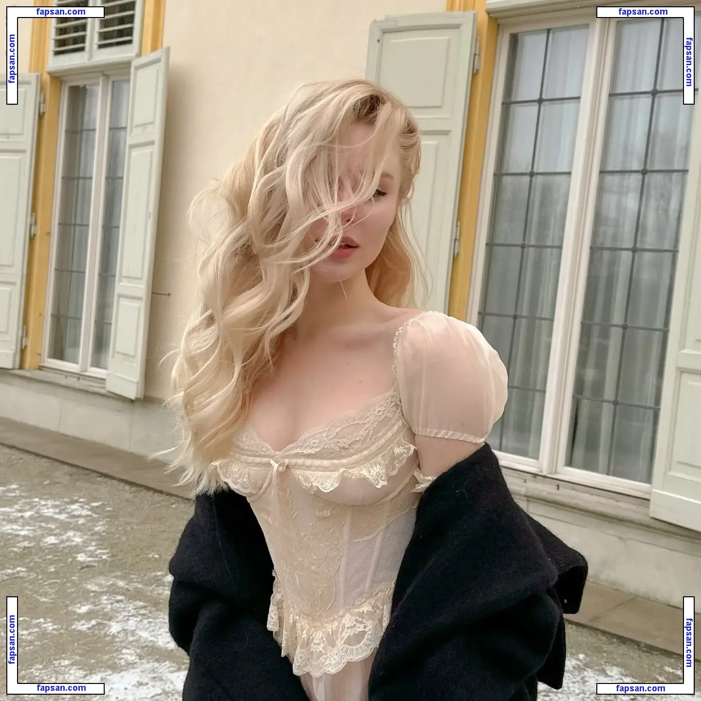 Nix Beiar nude photo #0008 from OnlyFans