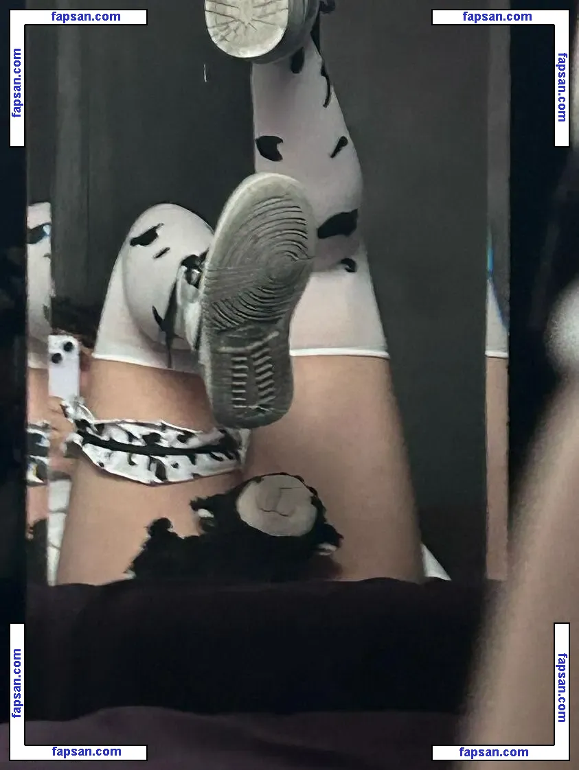 n.nuviaa nude photo #0020 from OnlyFans