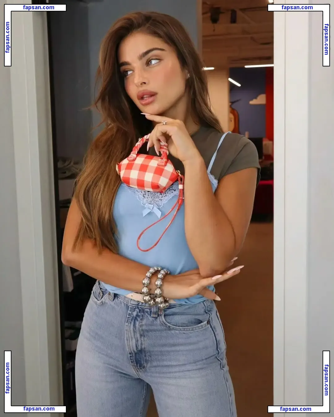 Noa Kirel nude photo #0124 from OnlyFans