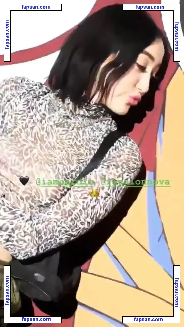 Noah Cyrus nude photo #0030 from OnlyFans