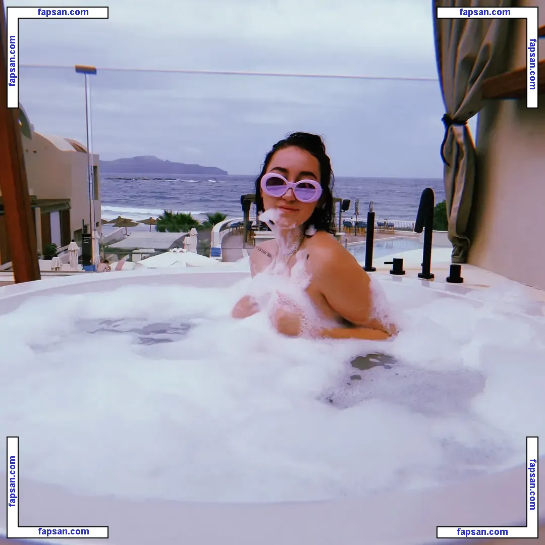 Noah Cyrus nude photo #0035 from OnlyFans