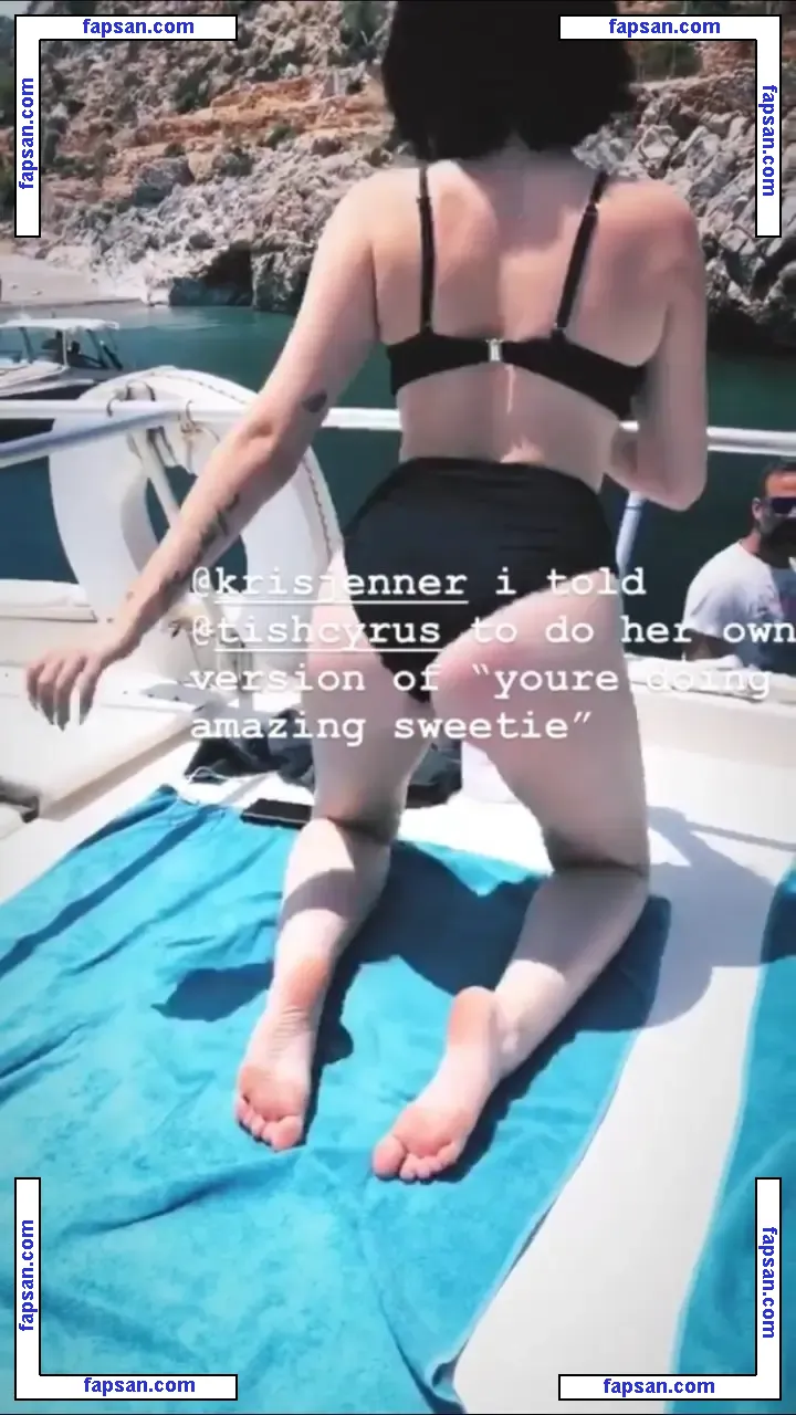 Noah Cyrus nude photo #0048 from OnlyFans
