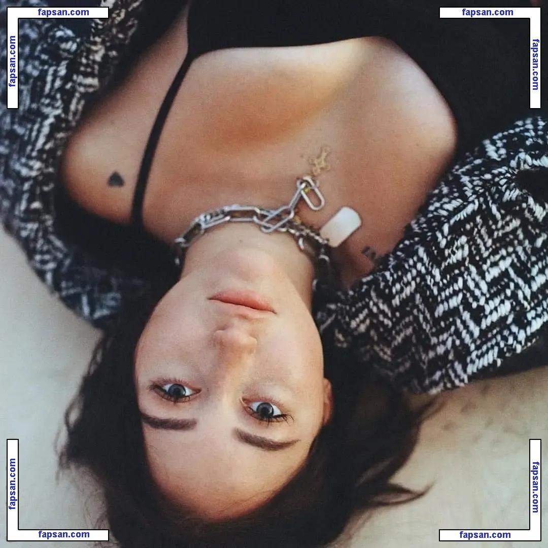 Noah Cyrus nude photo #0102 from OnlyFans